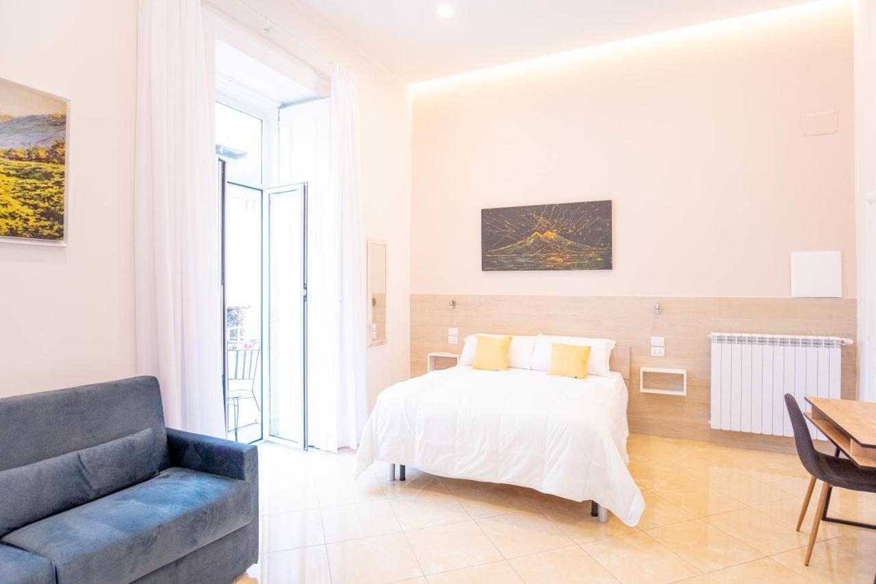 Leone Suites Toledo Naples Exterior photo