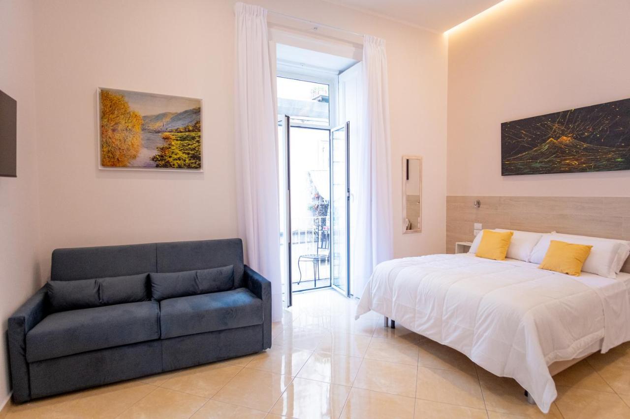 Leone Suites Toledo Naples Exterior photo